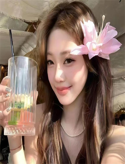 导演剪辑：《王子异在爱奇艺》详细剧情反思解析：从开场到结局的完整叙事分析